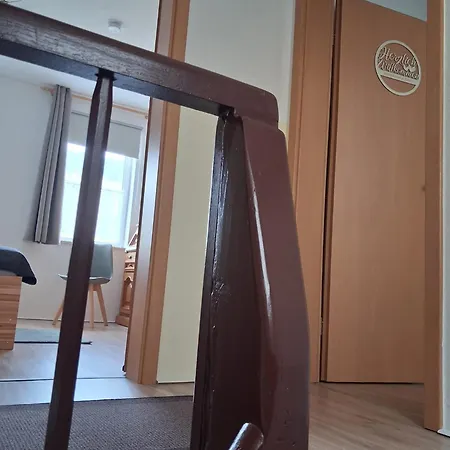 Apartamento Ruhe Mit Zwei Schlafzimmern Enkirch